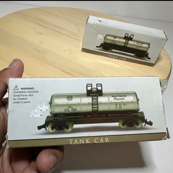 Norfolk And Western 952 2 Southern Pacific Tank Cars N Gauge Atlas Track Lot - Picture 10 of 13